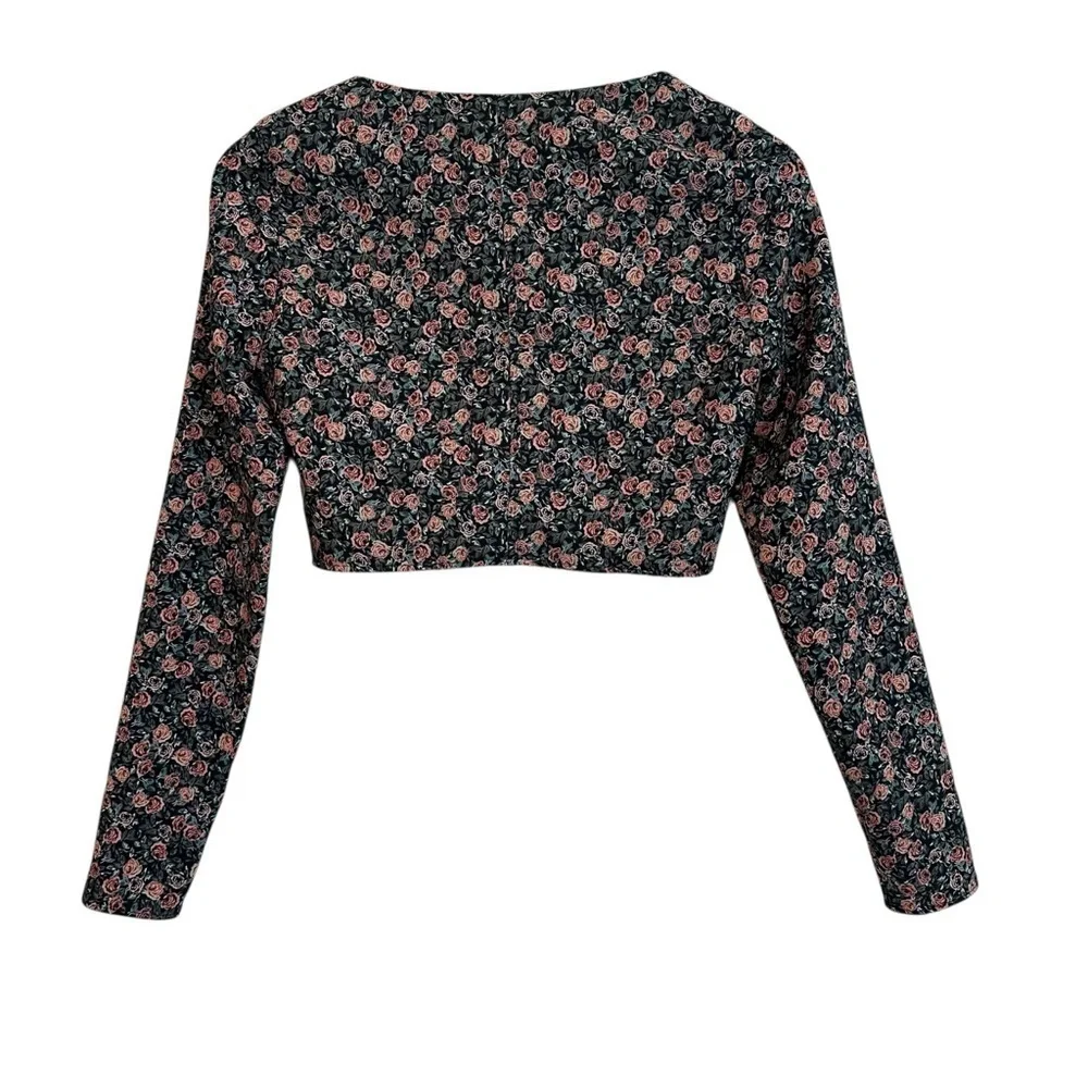 Women's Small Black Cropped Floral Whimsigoth Casual Trendy Weekend Festival Top